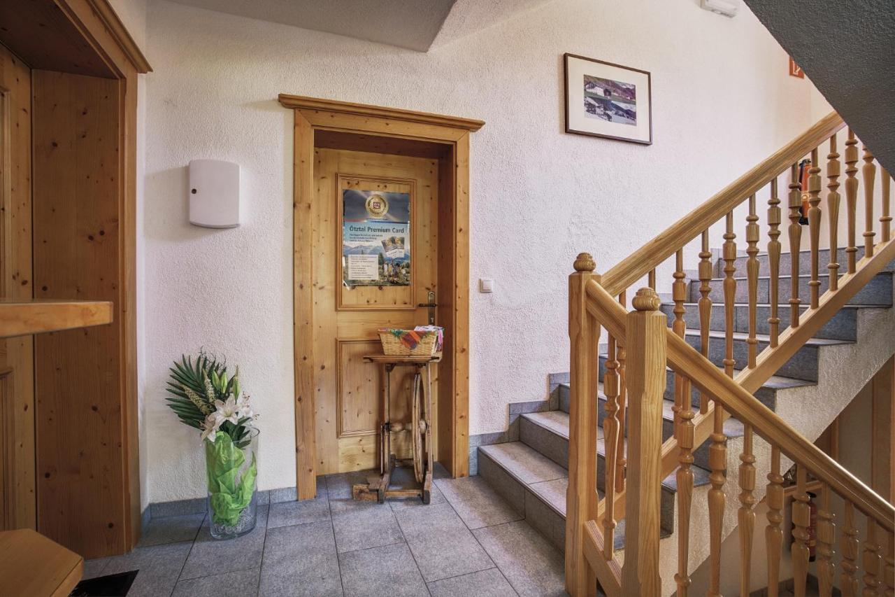Belledonne & Bike In And Out, Zentrale Lage